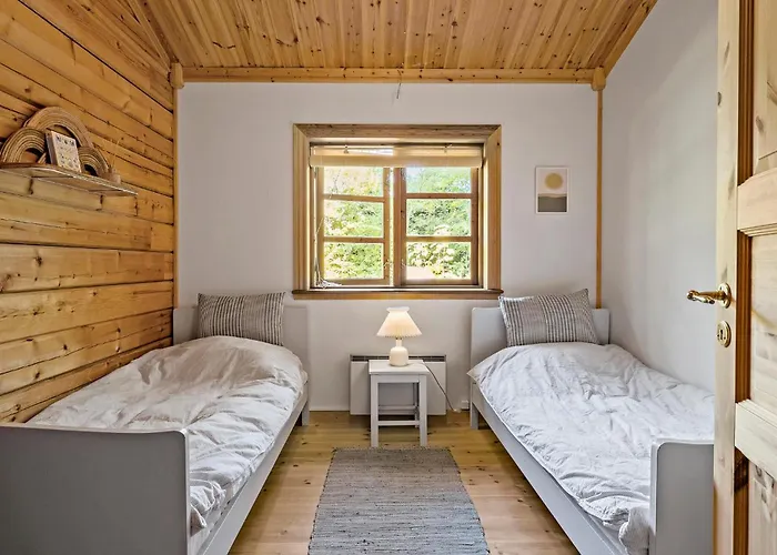 Дом отдыха 3 Bedroom Beautiful In Melby